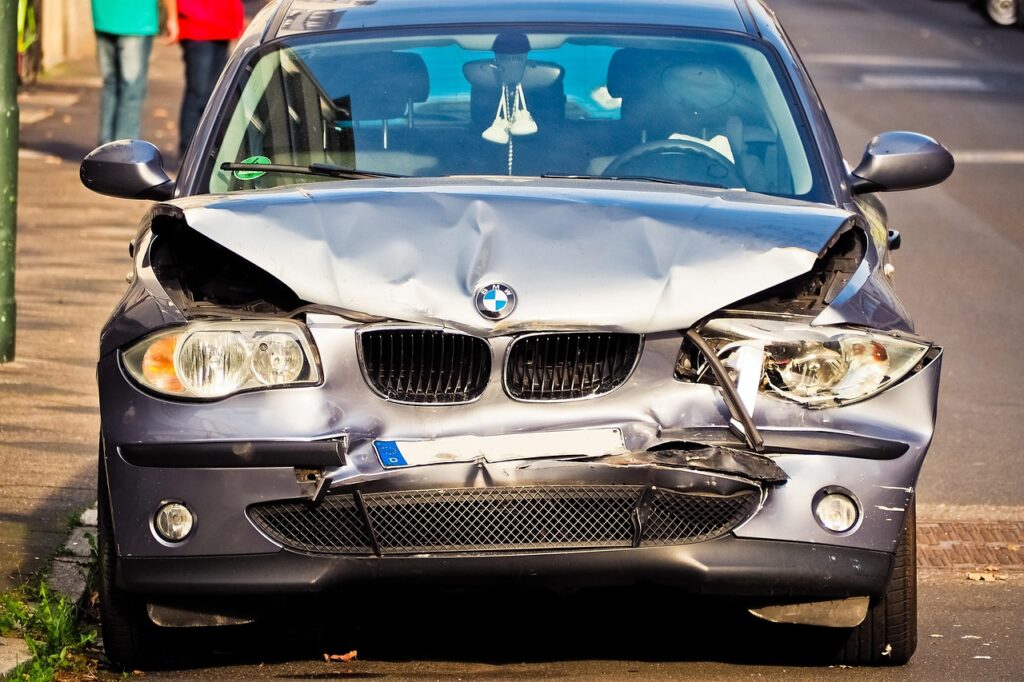 automobile, accident, vehicle, insurance, damage, total damage, car accident, car, collision, car wallpapers, wreck, broken, scrap metal, turned off, car wreck, scrap car-3734396.jpg